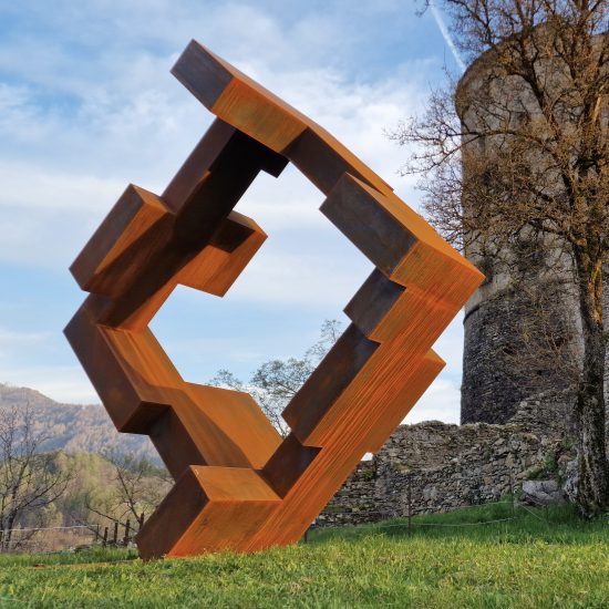 Porta delle Stelle – Scultura in acciaio corten di Francesco Panceri, 2024